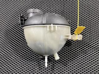 бачок расширительный Mercedes-Benz C-Класс W204 [рестайлинг] 2015, 3.5 л., M 272.961, бензин, АКПП, седан, A2045000949, A2045000149, A2045000449, A2045000949, A2045000649