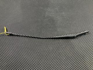 щеткодержатель (поводок стеклоочистителя, дворник) Audi A5 F5 2017, 2.0 л., бензин, АКПП, лифтбэк, 8W1955408, 8W1-955-408-1P9