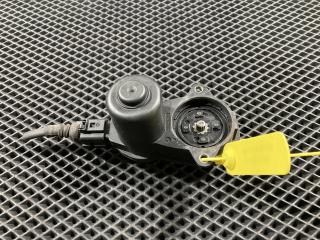 электроручник Audi A8 D4/4H 2012, 4.2 л., CDRA, бензин, АКПП, седан, 4H6AF, 32337647C