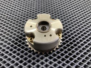 фазорегулятор Audi A6 4F/C6 [рестайлинг] 2010, 3.2 л., CALA, бензин, АКПП, седан, 06E109083M, 06E109083R, 06E109083AA