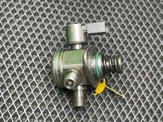 ТНВД Mercedes-Benz S-Класс W222/C217/A217 2014, 4.7 л., M 278.932, бензин, седан, 0261520220, A2780701101