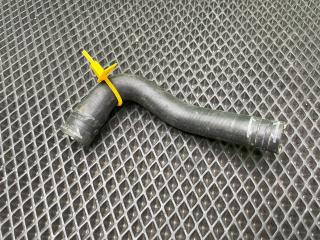 патрубок (трубопровод, шланг) Audi Q7 4L [рестайлинг] 2012, 3.0 л., CTWB, бензин, внедорожник 5 дв., 06E121058E