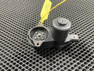 электроручник Audi A8 D4 [рестайлинг] 2015, 4.2 л., CDRA, бензин, АКПП, седан, 32337647, 4H0615406AF