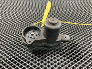 электроручник Audi Q5 8R [рестайлинг] 2014, 4.0 л., CEUA, бензин, АКПП, седан, 32337647A