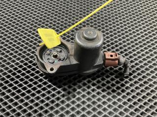 электроручник Audi Q5 8R [рестайлинг] 2012, 4.2 л., CDRA, бензин, АКПП, седан, 32337647C, 4H0998281, 4G5AH