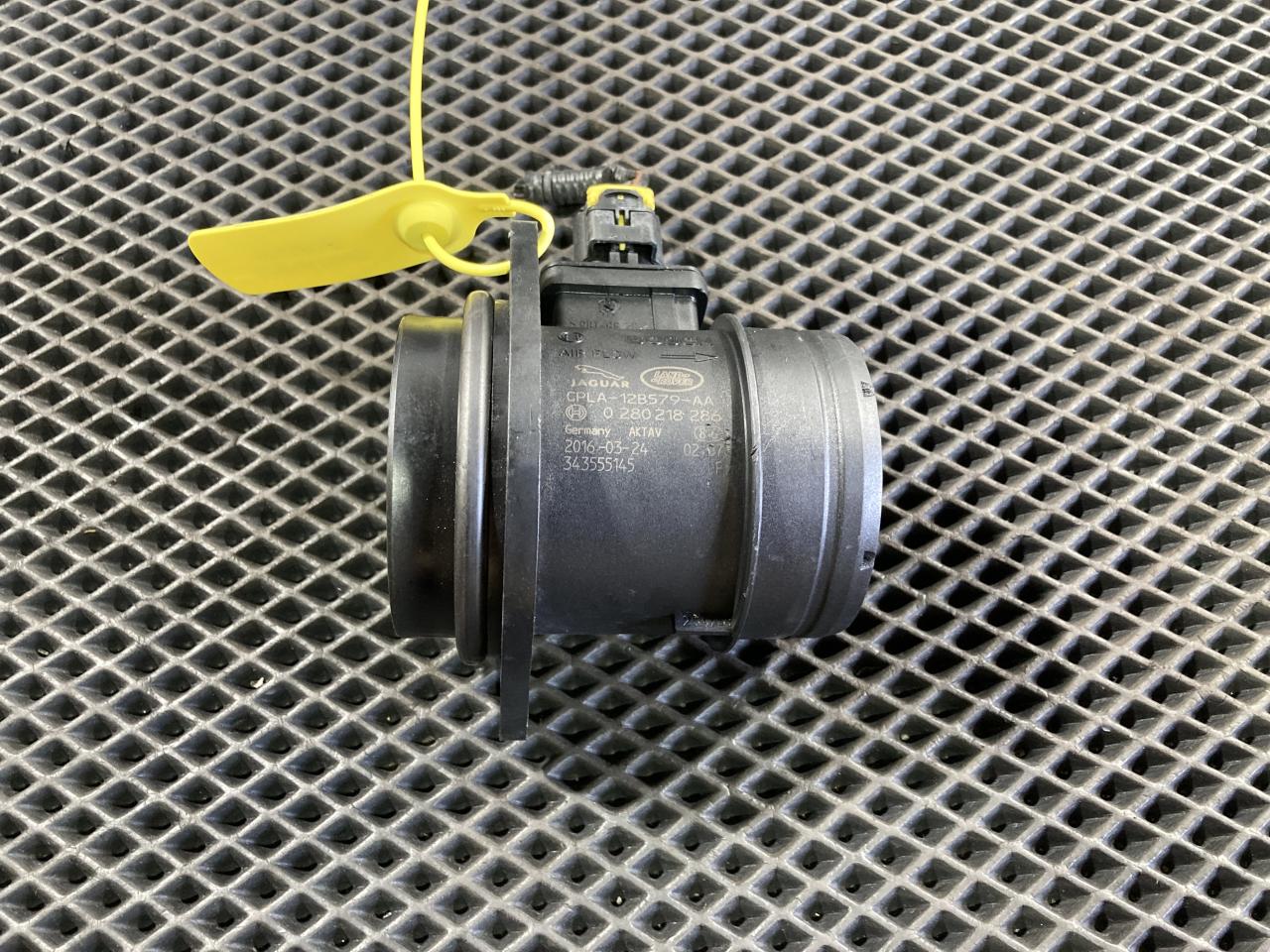 расходомер воздуха Jaguar XF X260 2016, 3.0 л., 306PS, бензин, АКПП, седан, LR035726, C2D19537, CPLA12B579AA, 0280218286 - фото №1