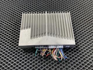 усилитель музыкальный Jaguar XE 1 поколение X760 2017, 2.0 л., 204PT, бензин, АКПП, седан, GX7319C164RE, T4N15284