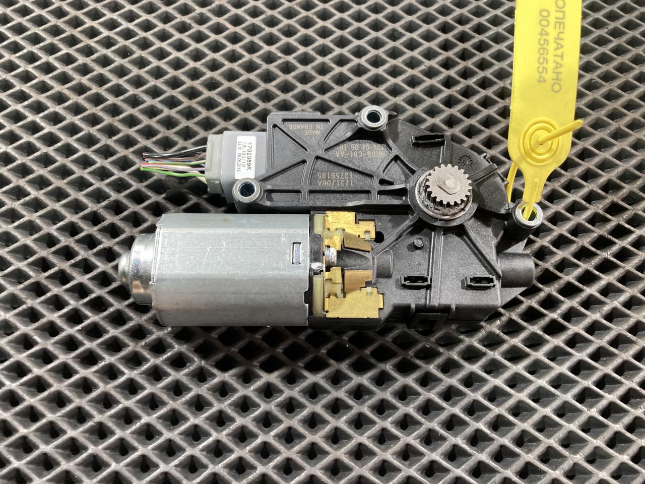 двигатель электролюка Land Rover Range Rover Sport 2 поколение 2014, 5.0 л., 508PS, бензин, АКПП, внедорожник 5 дв., CPLA53505AD, LR100589, LR038292 - фото №1