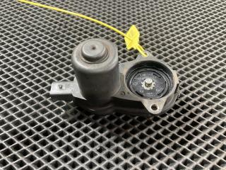 электроручник Porsche Macan 1 поколение 95B 2015, 3.0 л., MCT.MA, бензин, АКПП, внедорожник 5 дв., 95B615406E