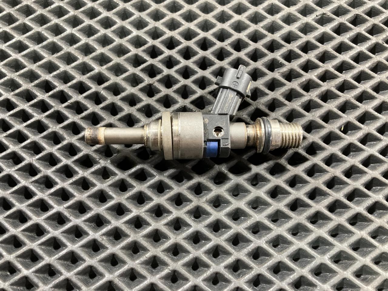 форсунка Porsche Panamera 970 2011, 4.8 л., M 48.40, бензин, АКПП, хетчбэк 5 дв., 94811012830, 103507-510 - фото №1