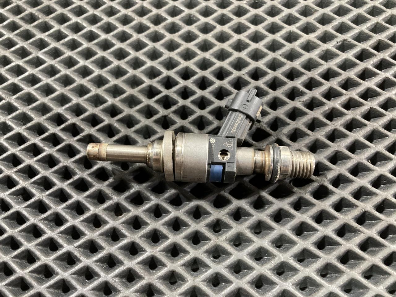 форсунка Porsche Panamera 970 2011, 4.8 л., M 48.40, бензин, АКПП, хетчбэк 5 дв., 94811012830, 103507-510 - фото №1