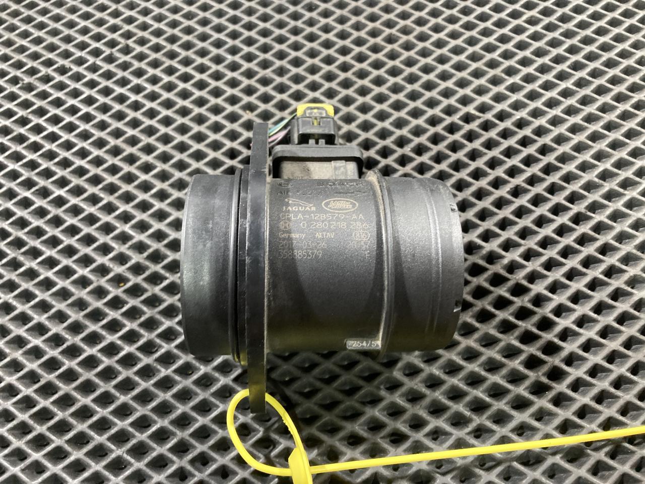 расходомер воздуха Jaguar XF X260 2017, 3.0 л., 306PS, бензин, АКПП, седан, LR035726, C2D19537, CPLA12B579AA, 0280218286 - фото №1