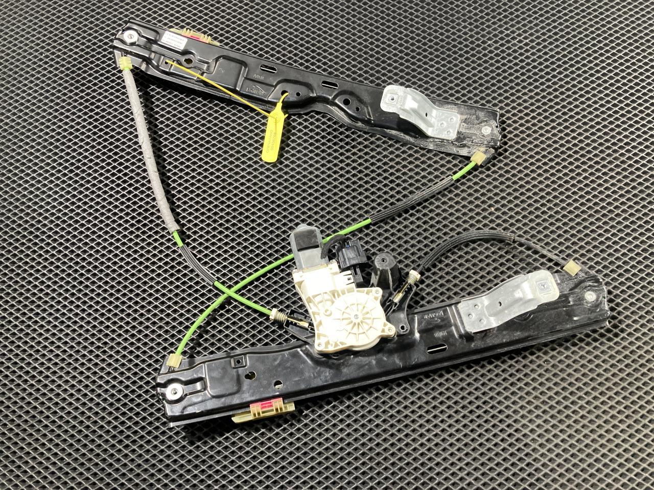 стеклоподъемник передний правый Jaguar F-Pace 1 поколение X761 2016, 3.0 л., бензин, АКПП, внедорожник 5 дв., HK8323200AD, T4A1194, C42088-104 - фото №1