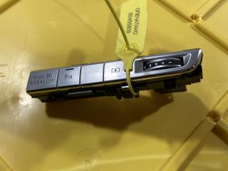 Кнопка парктроника Audi A8 D4 [рестайлинг] 2015, 3.0 л., CREC, бензин, АКПП, седан, 4H0820911C, 4H1959674DM