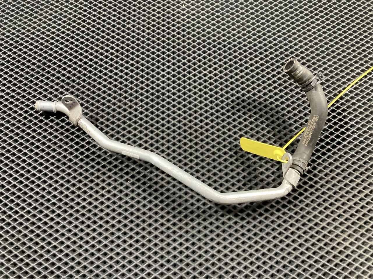 трубка охлаждающей жидкости Audi Q7 4M 2016, 3.0 л., CREC, бензин, АКПП, внедорожник 5 дв., 4M0121449BG, 4M0121485M - фото №1