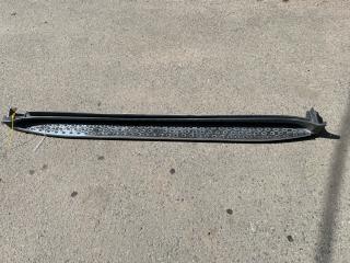 подножка Mercedes-Benz GL-Класс X164 [рестайлинг] 2010, 4.7 л., M 273.923, бензин, АКПП, внедорожник 5 дв., A1646900375, A1646900110