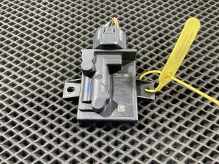 блок управления топливным насосом Jaguar XE 1 поколение X760 2016, 2.0 л., бензин, АКПП, седан, T4A16365, LR097220, FK729D370AD