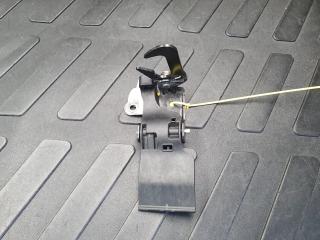 захватный крюк капота Audi A8 D4/4H 2012, 4.2 л., CDRA, бензин, седан, 4H0823485D, 4H0823485C