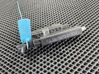 форсунка омывателя фары Audi A8 D3 [рестайлинг] 2007, 4.2 л., BVJ, бензин, АКПП, седан, 4E0955965AA, 4E0955965A