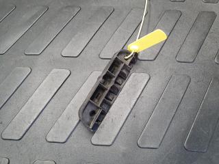 крепление ( кронштейн ) крыла Audi A7 4G 2012, 3.0 л., CGWB, бензин, АКПП, хетчбэк 5 дв., 4G8853921A