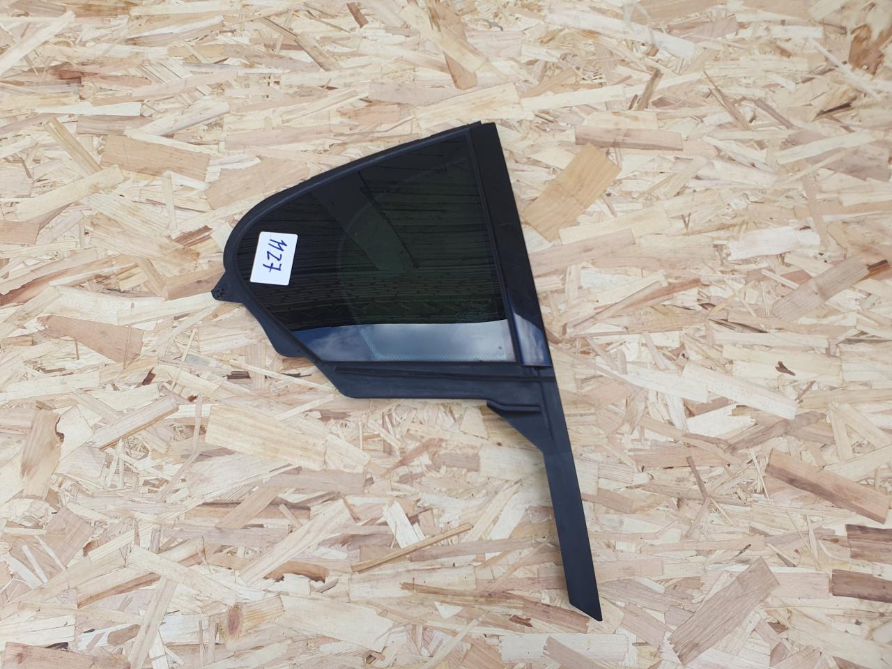 форточка задняя правая Jaguar XE 1 поколение 2015, 5.0 л., 508PN, бензин, АКПП, седан, GX7325828A - фото №1