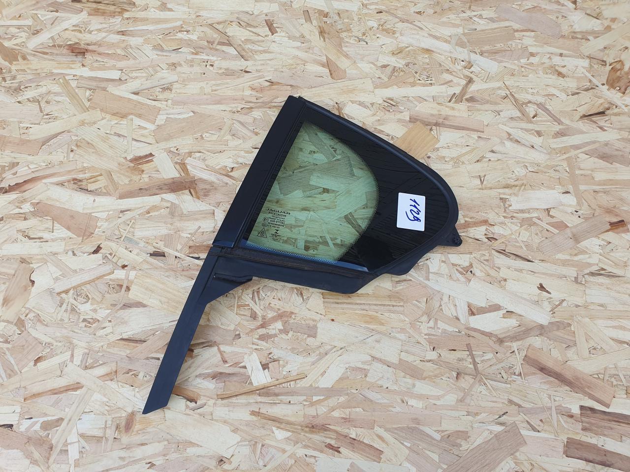 форточка задняя левая Jaguar XE 1 поколение 2016, 5.0 л., 508PN, бензин, АКПП, седан, GX7325829A - фото №1