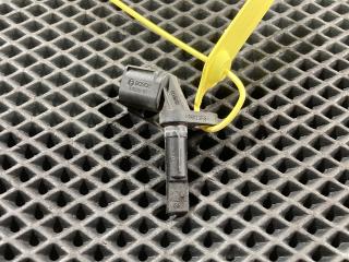 датчик ABS Audi A8 D3 [2-й рестайлинг] 2007, 4.2 л., CDRA, бензин, АКПП, седан, 4E0927804F, 0265007927