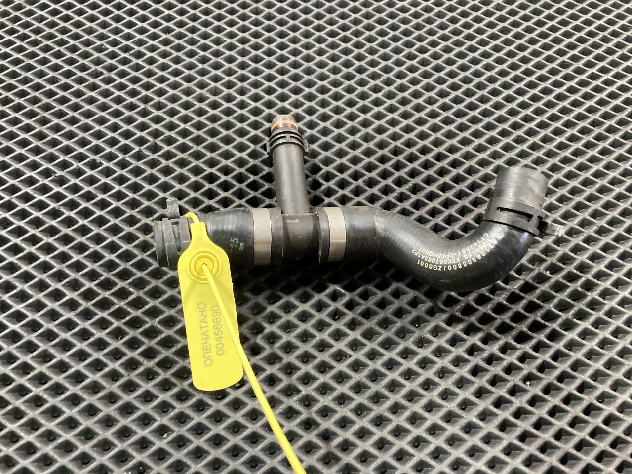 патрубок (трубопровод, шланг) Mercedes-Benz CLS-Класс C218/X218 2012, 4.7 л., бензин, АКПП, A2128308800 - фото №1