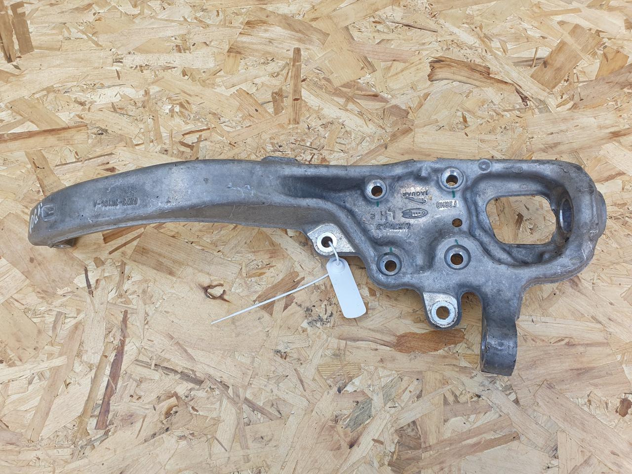 кулак поворотный левый Jaguar XE 1 поколение 2016, 3.0 л., бензин, седан, GX73-3K186-A, T4N19548, GX73-3K186-AB - фото №1