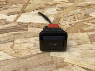 кнопка (выключатель) Audi A6 C8 2018, 3.0 л., бензин, АКПП, седан, 8XA857136