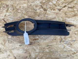 заглушка (решетка) в бампер Audi A6 4F/C6 2006, 3.2 л., бензин, седан, 4F0807682A