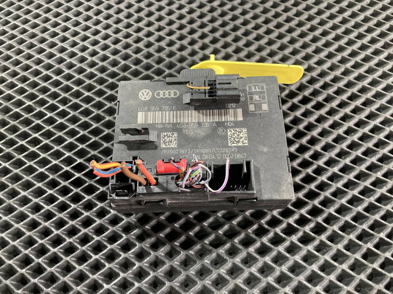 модуль управления двери Audi A7 4G 2012, 3.0 л., CGWB, бензин, АКПП, лифтбэк, 4G8959795E, 4G8959795A - фото №1