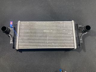 интеркулер Mercedes-Benz GL-Класс X164 [рестайлинг] 2010, 3.0 л., OM 642.820, дизель, АКПП, внедорожник 5 дв., A1645000200