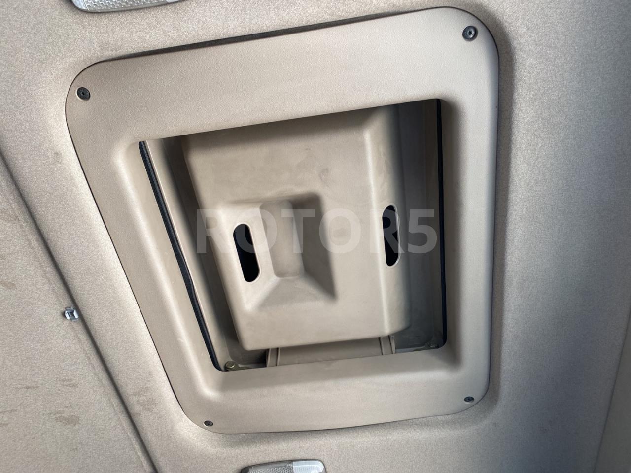 люк Scania R 5 поколение 2006, 10.6 л., DC 11.09, дизель, МКПП - фото №1