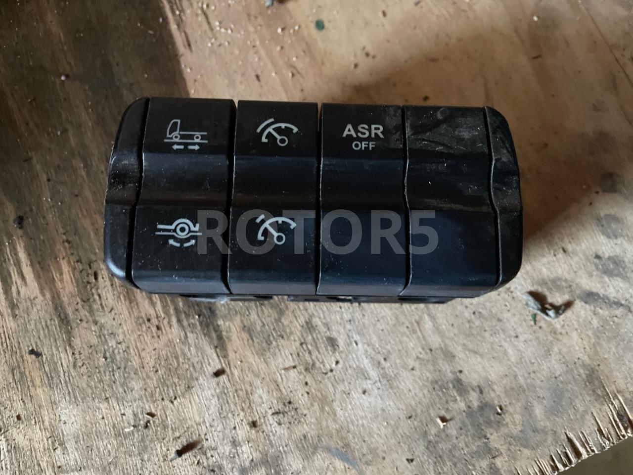 кнопка (выключатель) Mercedes-Benz Actros 3 поколение (MP3) 2018, 11.9 л., OM 541.976, дизель - фото №1