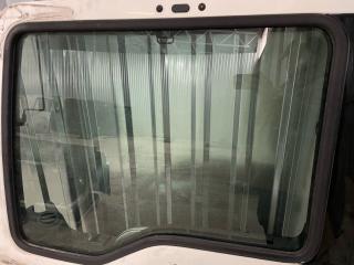 стекло двери передней левой MAN TGX 1 поколение 2014, 12.4 л., D 2676 LF 26, дизель, АКПП, 81626450041