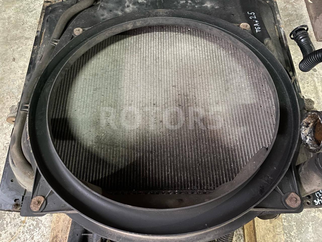 кольцо диффузора вентилятора MAN TGA 1 поколение 2005, 10.5 л., D 2066 LF 13, дизель, АКПП - фото №1