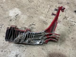 кронштейн подножки кабины левый DAF XF 106 1 поколение 2015, 12.9 л., MX-13 340, дизель, МКПП, правый руль, 1948151