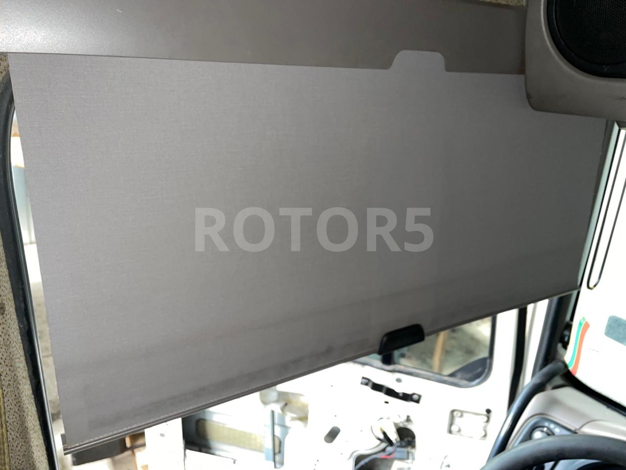 шторка солнцезащитная двери передней DAF XF 105 1 поколение 2012, 12.9 л., MX 340, дизель, АКПП, белый - фото №1