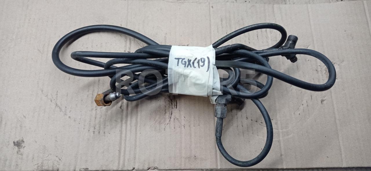 трубка (шланг) подъёма кабины MAN TGX 1 поколение 2015, 12.4 л., D 2676 LF 46, дизель, АКПП - фото №1