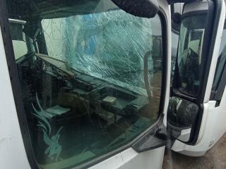 стекло двери передней правой Mercedes-Benz Actros 4 поколение (MP4) 1845LS 2014, 12.8 л., OM 471.900, дизель, АКПП, белый, A9607200318