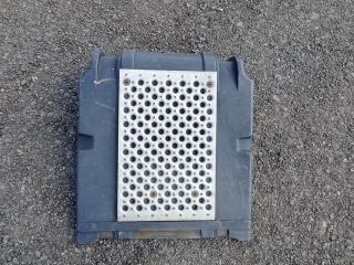 крышка аккумулятора Renault Magnum 3 поколение 2002, 5010370916