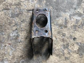 крепление амортизатора MAN TGA 1 поколение 2008, 10.5 л., D 2066 LF 36, дизель, АКПП, 81437400195