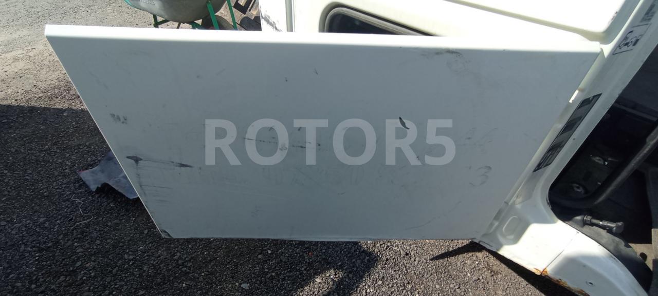 крышка инструментального ящика DAF XF 106 1 поколение 2015, 12.9 л., MX-13 340, дизель, МКПП, правый руль - фото №1