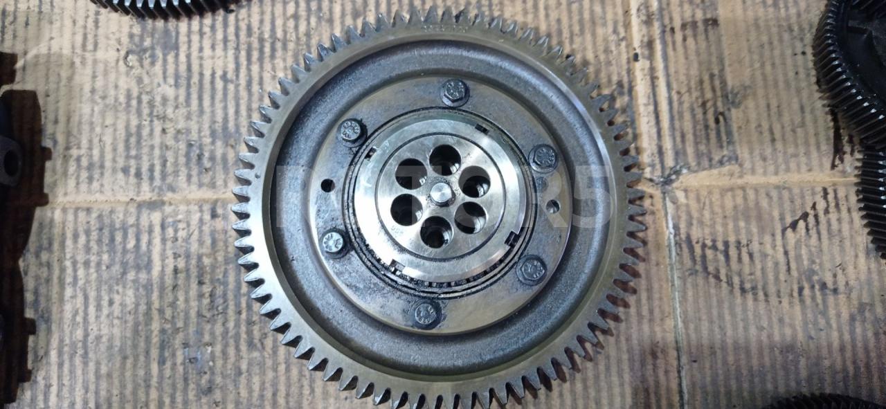 шестерня грм Renault Premium 1 поколение 2005, 10.8 л., DXi 11, дизель, 20441923 - фото №1