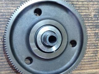 шестерня грм Scania 124 4 поколение 2003, 11.7 л., DC 12, дизель, 1376355