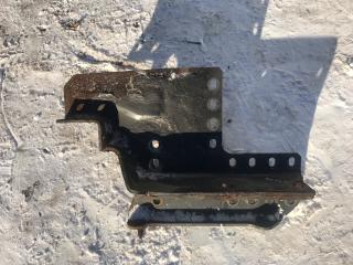 кронштейн переднего бампера IVECO Stralis 3 поколение 2013, 11.1 л., F3GFE611/460, дизель, АКПП, белый, правый руль