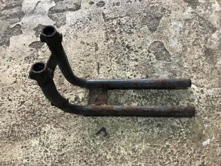 кронштейн крепления подкрылка заднего DAF CF-series 1 поколение 2009, 12.9 л., MX 300, дизель, АКПП, красный, правый руль