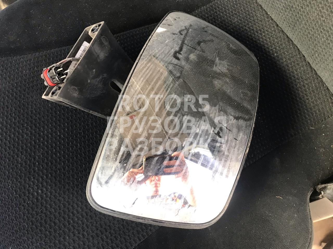 зеркало бордюрное MAN TGX 1 поколение 2014, 12.4 л., D 2676 LF 07, дизель, АКПП, правый руль, 565790002006 - фото №1