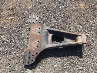 кронштейн реактивной тяги левый MAN TGX 1 поколение 2014, 12.4 л., D 2676 LF 07, дизель, АКПП, правый руль, 81432153025